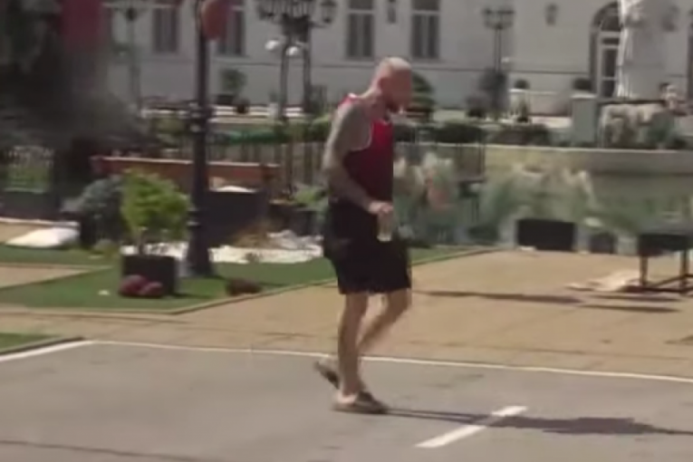 Nenad Aleksić Ša besni po imanju Elita 7 Zadruga