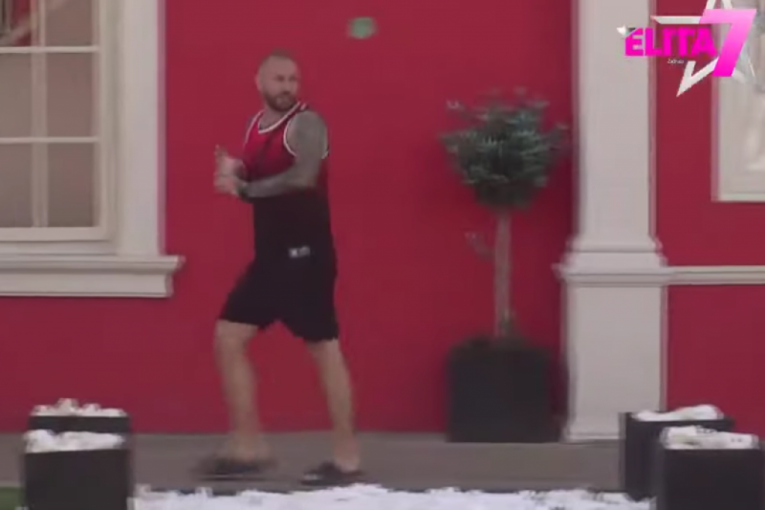 Nenad Aleksić Ša besni po imanju Elita 7 Zadruga