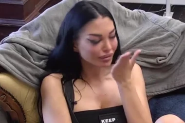 MAJA MARINKOVIĆ ISKORIŠĆENA I BAČENA KAO KRPA! Nikad gore poniženje uživo na Pinku, posle ovoga je niko neće želeti!