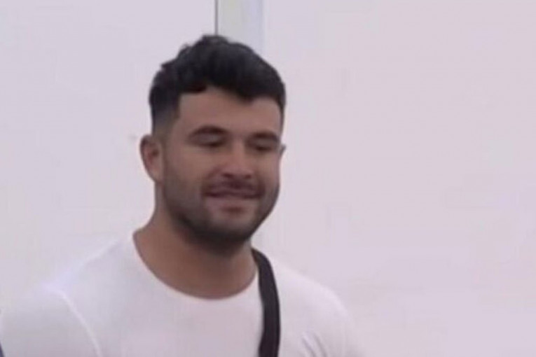 Ervin Mujaković Zadruga