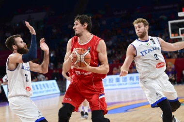 ŽOC ŽELI IGRAČA SA KOJIM JE IGRAO FINALE EVROLIGE: Italijan na meti Partizana, ali ga hoće i Real!