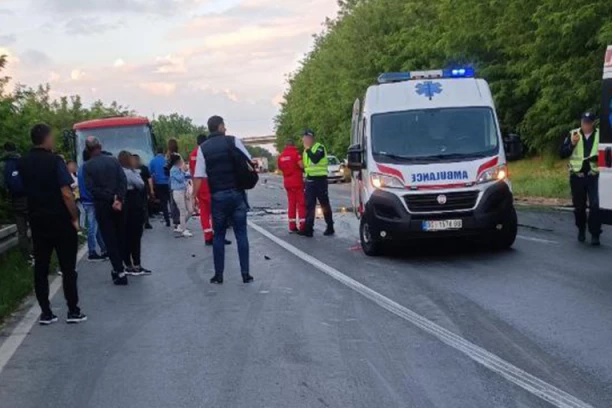 "ZA NESREĆU KOD MLADENOVCA JE KRIV VOZAČ AUTOMOBILA": Tužilac naredio obdukciju nastradalog, kao i vanredni tehnički pregled oba vozila!