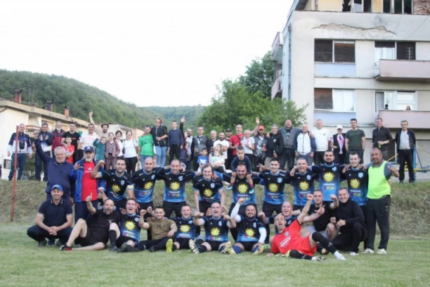 KALNA PONOVO SANJA ŠAMPIONSKE SNOVE: Situacija u vrhu tabele se komplikuje!