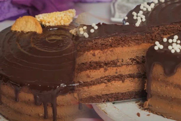 ĐANDUJA TORTA: Kraljica nad čokoladnom i od klasične ima bolje, to je OVA