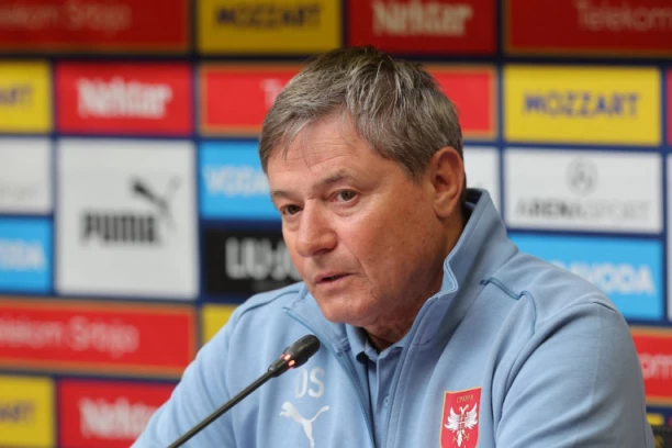 SELEKTOR STOJKOVIĆ GOVORIO O IZOSTANKU RADONJIĆA I ERAKOVIĆA: ''To je apsurd, ne treba ni meni ni ekipi!''