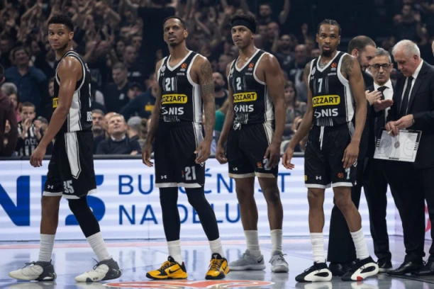 POVREDIO SE JOŠ JEDAN LJUBIMAC GROBARA: Šta se ovo dešava u Evroligi?!