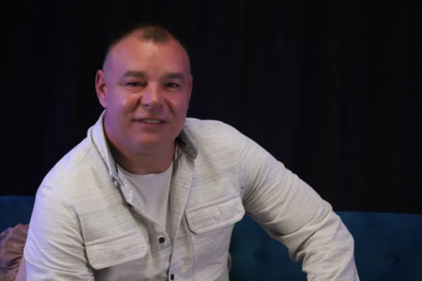 ACA BULIĆ NIKAD ISKRENIJE O KRIMINALCIMA! Otkrio zbog čega se divi staroj gardi OPASNIH MOMAKA, upućen je i u OVE PLJAČKE I PREVARE! (VIDEO)