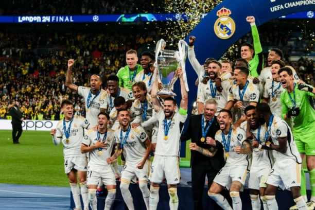 VREME JE DA SE DODELI PRVI OVOSEZONSKI TROFEJ: Varšava će biti u epicentru zbivanja - evo gde možete gledati meč Superkupa Evrope!