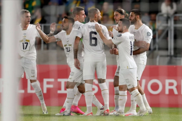 LEGENDA UPOZORAVA: Formacija 3-5-2 protiv Engleza je SAMOUBISTVO, kao LIMUNADA! Nisu oni BUGARSKA I ŠVEDSKA!