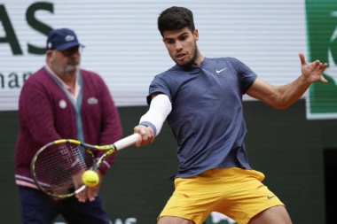 NOVAČE, PAZI SE! Alkaraz "SAMLEO" Kanađanina! Feliks ni BLEDA senka igrača koji je došau u OSMINU finala!