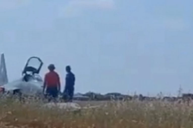 SUDAR DVA AVIONA, IMA MRTVIH!