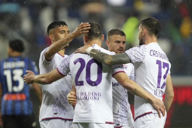 FIORENTINA OZVANIČILA POTPIS! Milenković dobio novog trenera!