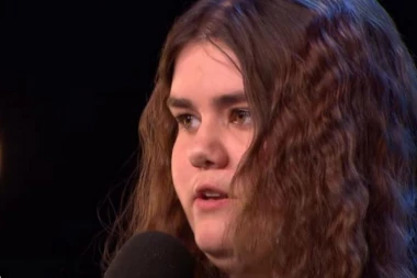 PREMINULA MLADA UČESNICA ŠOU-PROGRAMA! Izgubila bitku sa opakom bolešću! Evo koliko se borila da pobedi kancer!