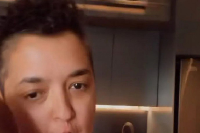 Marija Šerifović sa sinom Marijom instagram