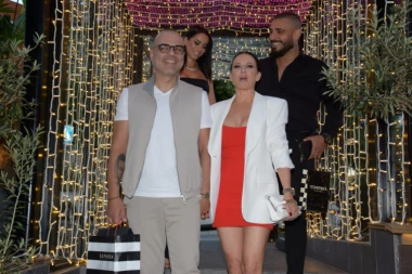 NAPETO NA ROĐENDANU ALEKSANDRE MLADENOVIĆ: Darko Lazić stigao sa trudnom suprugom, pa OBEĆAO more sa bivšim ženama!