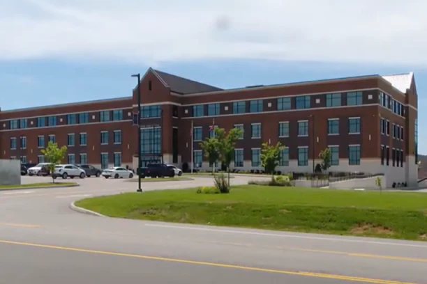 "BILA JE LJUBAZNA, SLATKA I POŠTOVANA" Javnost oplakuje smrt maturantkinje, koja je ubijena samo dan nakon završetka srednje škole (VIDEO)