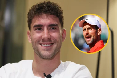 NAS DVOJICA NA NJIH 20! VLAHOVIĆ SE PRISETIO KAKO JE ĐOKOVIĆ EPSKI "OKRENUO" FEDERERA: Svi su bili protiv Novaka, ali ga danas VIŠE CENE
