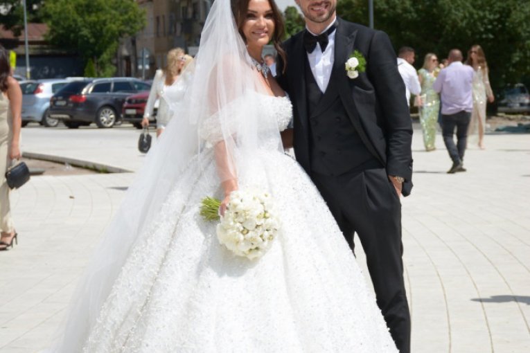 Tamara Milutinović i Darko Jevtić venčanje