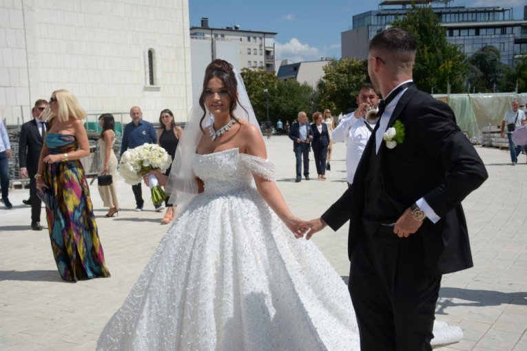 Tamara Milutinović i Darko Jevtić venčanje