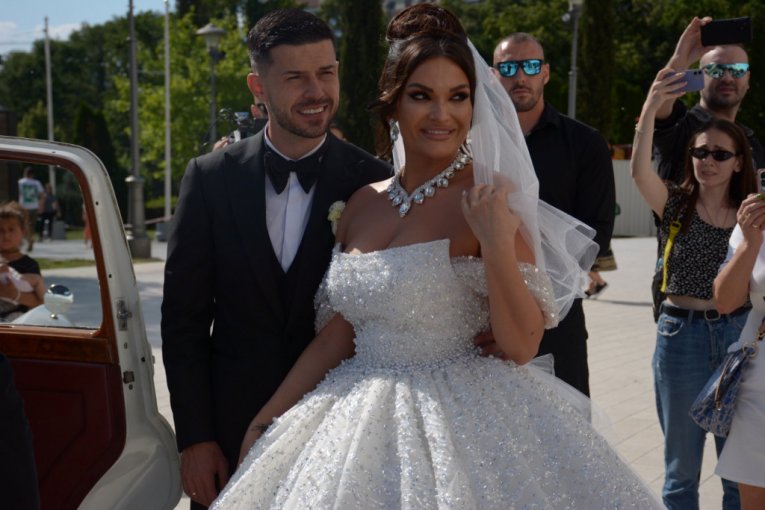 Tamara Milutinović i Darko Jevtić venčanje