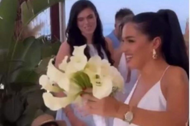 Teodora Džehverović uhvatila bidermajer na svadbi kod menadžerke Sandre
