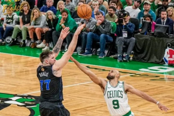 LUKA NIJE MOGAO SAM: Ni 30 postignutih poena nije bilo dovoljno! Boston rutinirao Dalas!
