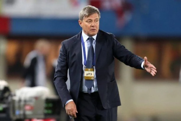 ENGLEZI PODSEĆAJU NACIJU KO JE PIKSI: Na "ostrvu" osvanuo tekst O SELEKTORU SRBIJE! Igrao je SA NJIM!