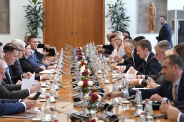 "Odlična saradnja i iskreno prijateljstvo"! U Beogradu održan sastanak delegacija ministarstava Srbije i Republike Srpske! (FOTO)