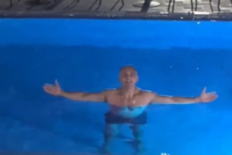 Jovana Jeremić pokazala golog dečka, Dragan Stanković