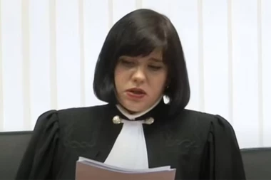 POGINULA NATALIJA LARINA! Sudija iz Moskve stradala pod SUMNJIVIM okolnostima, bila bliska Putinu?! Mnoge je oterala na ROBIJU!