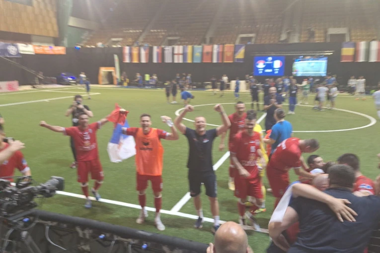 EKSKLUZIVNO ZA REPUBLIKU! Ko su momci koji su doneli Srbiji šampionski pehar na Evropskom prvenstvu u Sarajevu! (DRUGI DEO)