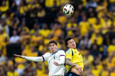 VLAHOVIĆ OTKRIO ŠTA MU JE ZLATAN REKAO POSLE MEČA: "Odrastao sam uz njega..."