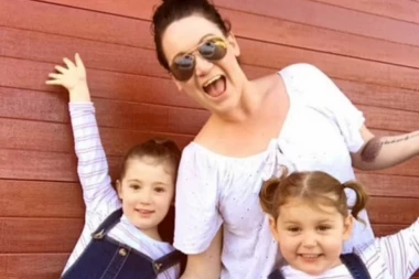 HOROR NA PUTU! Poginule sedmogodišnje bliznakinje u stravičnoj saobraćajnoj nesreći!