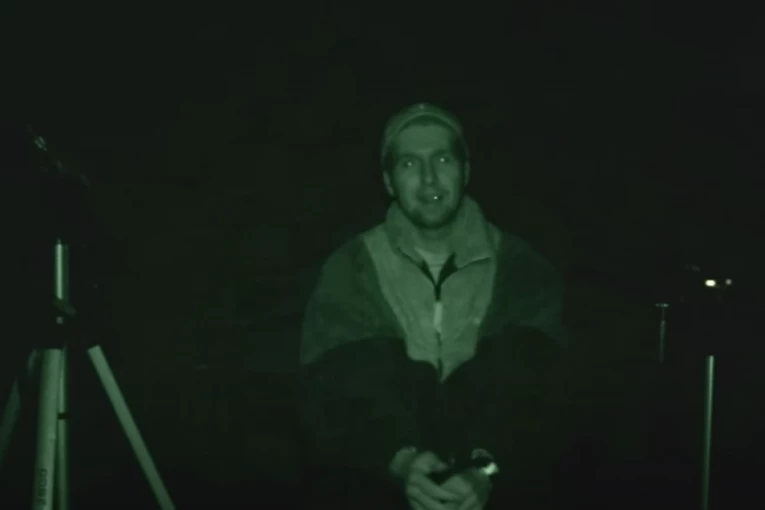 JUTJUBER PROVEO 86 MINUTA U "NAJTIŠOJ SOBI": Svoje horor iskustvo podelio sa javnošću, a ovo su šest osnovnih pravila boravka (VIDEO)