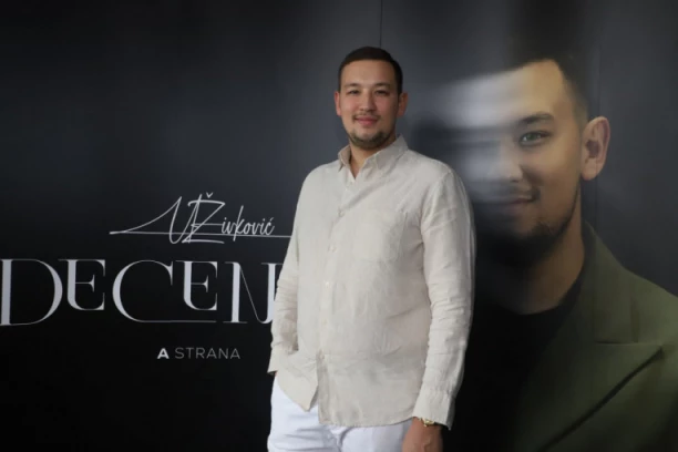 UROŠ ŽIVKOVIĆ KUPUJE JAHTU: Odlučio da ispuni sebi dugogodišnju želju - evo ko mu pravi društvo u Crnoj Gori!