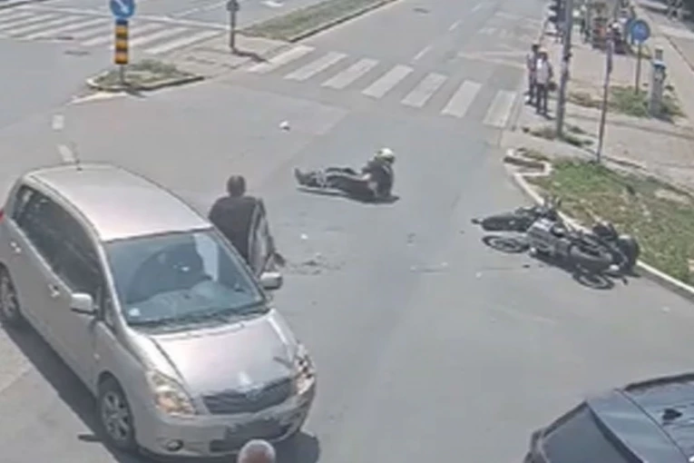 TEŠKO POVREĐEN POLICAJAC U NOVOM SADU! Udario ga drogirani vozač dok je bio na službenom motoru! (FOTO)