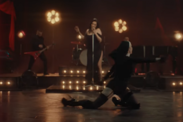 Tanja Savić nova pesma Otac suzama mojim novi album