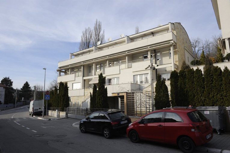 U ovoj kući sada živi Duško Tošić