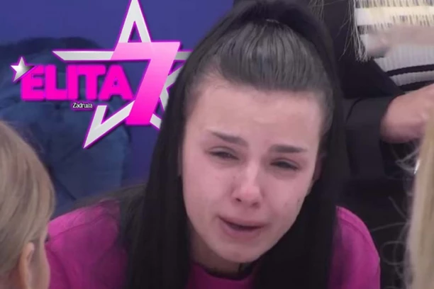 ANITA NAPUSTILA "ELITU" PO HITNOM POSTUPKU! Doneta ŠOK-ODLUKA, još jedan učesnik IZAŠAO s njom (VIDEO)