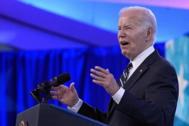 "ZAMISLITE DA JE VAŠ OTAC BIO TAMO" Slavni reditelj na Bajdenovom primeru optužio Demokratsku stranku da zlostavlja stare ljude (VIDEO)