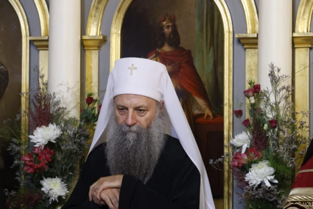 POSLE NEDOZVOLJENIH PRITISAKA POJEDINIH DIREKTORA ŠKOLA, OGLASILA SE SPC: Apelujemo na roditelje i učenike da odbrane svoje pravo na pohađanje verske nastave!