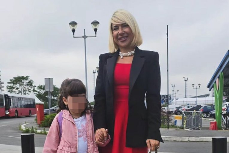 Jovana Jeremić sa ćerkom Leom