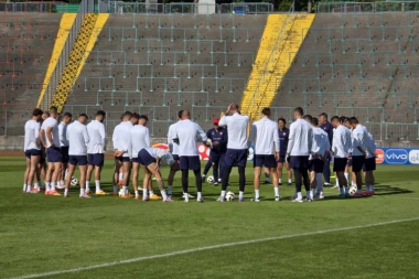 REPUBLIKA NA TRENINGU SRBIJE: Pogledajte kako Japanac Kino komanduje ''orlovima!'' (FOTO) (VIDEO)