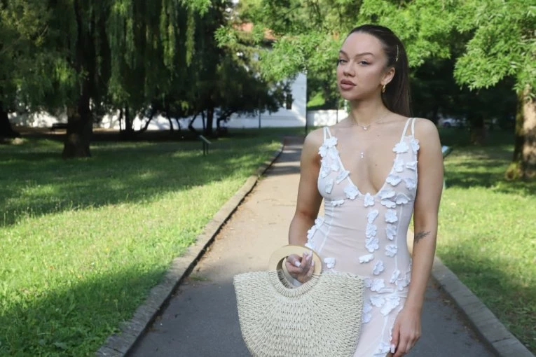 BIVŠA PINKOVA ZVEZDICA PONOVO TRUDNA! Fudbaler iz Afrike postaje otac drugi put! (FOTO)