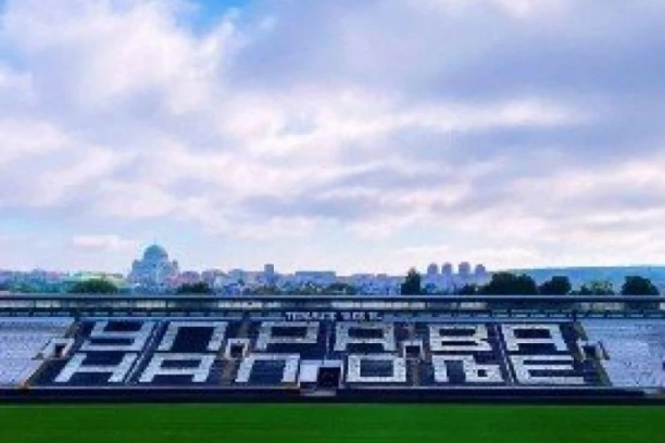 SUTRA ISTIČE ULTIMATUM VUČELIĆU I VAZURI! Raspad sistema u Humskoj! Ova SLIKA je ZGROZILA svakog navijača Partizana! (FOTO)