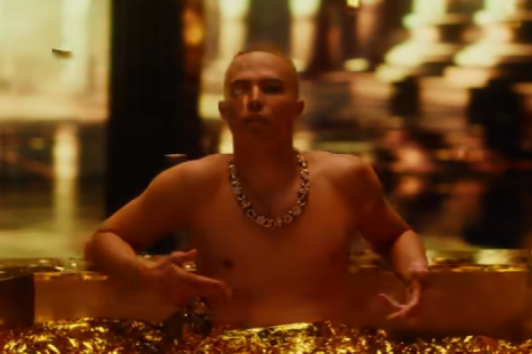 Ceca Ražnatović i Voyage muškarčina