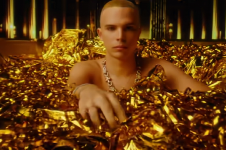 Ceca Ražnatović i Voyage muškarčina