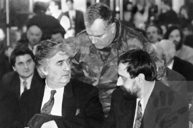 SRPSKA ROĐENA U MIRU - DRUGI SU HTELI KRV! Datum nastanka REPUBLIKE SRPSKE ruši laži o "GENOCIDNOJ TVOREVINI" stvorenoj u ratu