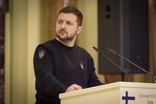 UBIO VIŠE UKRAJINSKIH VOJNIKA NEGO RUSI: Zelenski smenio čoveka sa KLJUČNE POZICIJE, trese se vojni vrh