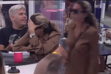 TRUDNOJ ANELI POZLILO UŽIVO U PROGRAMU: Hitno napustila Belu kuću, pojavili se DRAMATIČNI KADROVI iz Elite!
